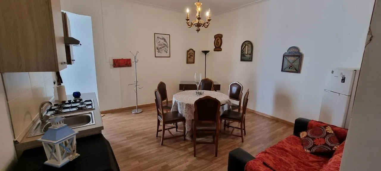 A Casa Di Guido Bed & Breakfast Naples 0*,  Italy